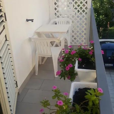 Lamezia Park Apartments Lamezia Terme Exterior photo